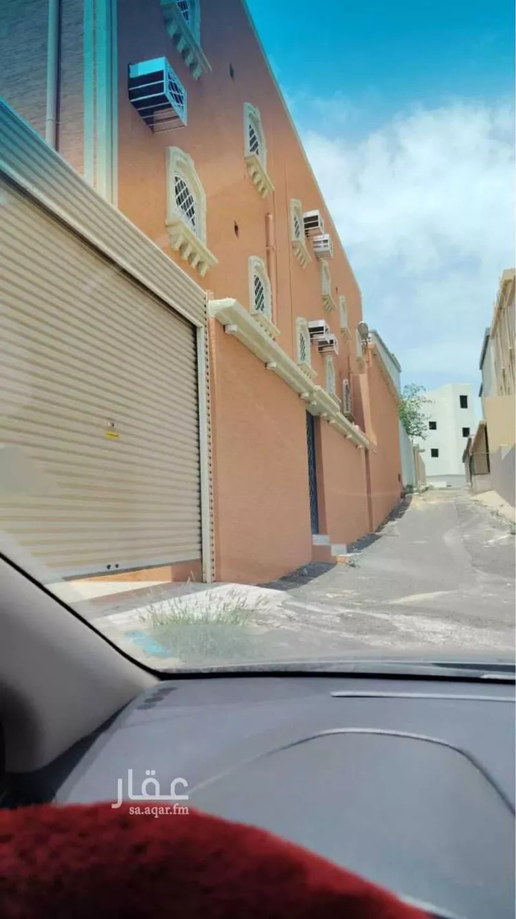 عمارة للبيع في شارع 115 الروابي, حي الروابي, مدينة أبها, منطقة عسير