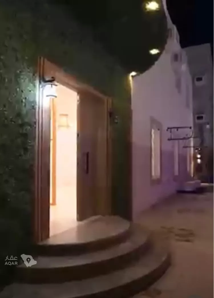 عمارة للبيع في شارع بكر بن امية الضمري, حي العزابيه ومزارعها, مدينة العزابيه ومزارعها, منطقة جازان 2
