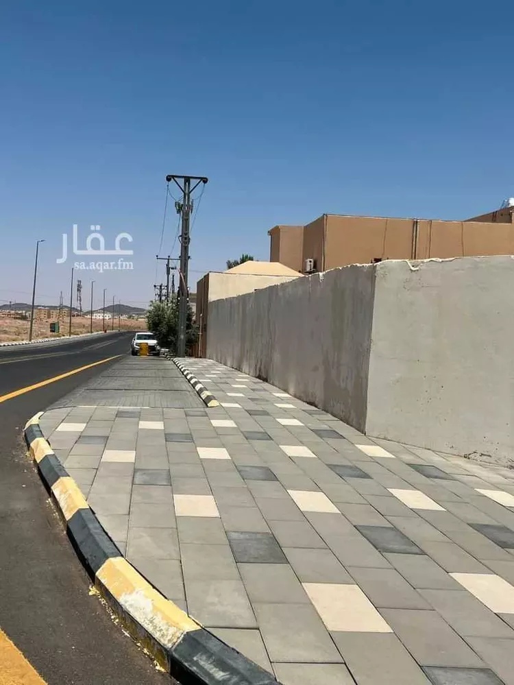 أرض للإيجار في شارع عبد الله بن حذافه بن قيس القرشي, حي المجمع, مدينة حائل, منطقة حائل صورة 4