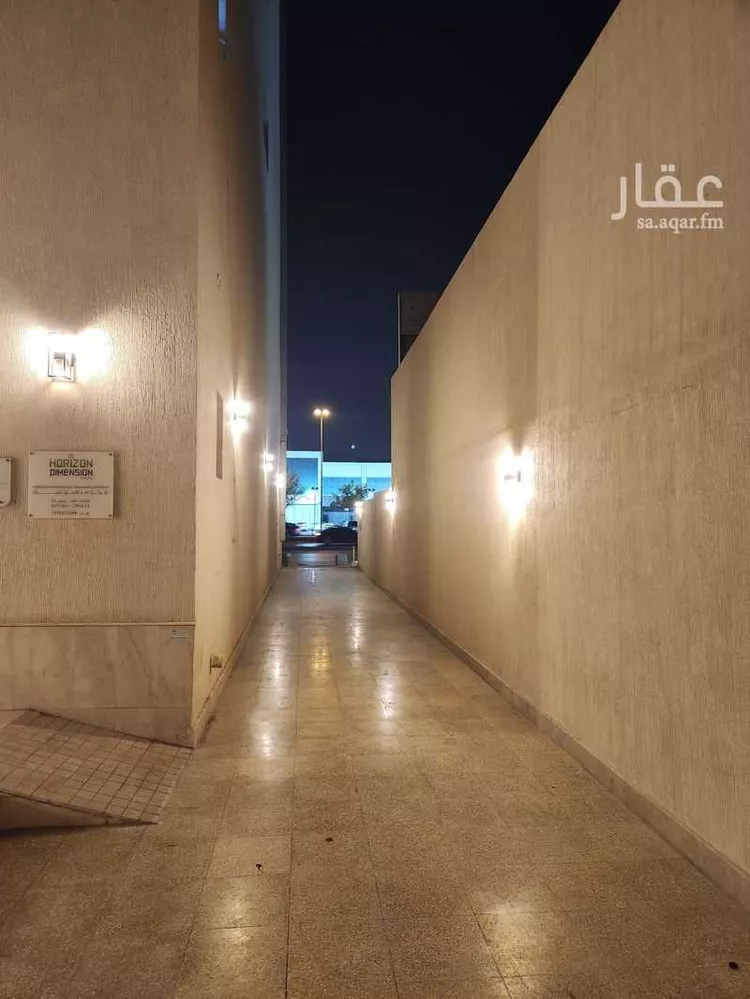 مكتب تجاري للإيجار في شارع الملك عبدالعزيز ابن عبدالرحمن سعود الفرعي, حي المصيف, مدينة الرياض, منطقة الرياض 7