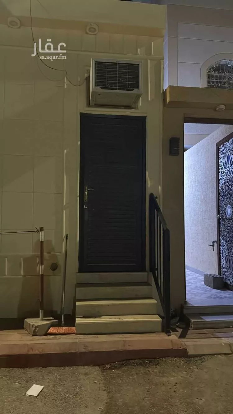 غرفة للإيجار في شارع عقرباء 47 ، العيينة ، الدرعية