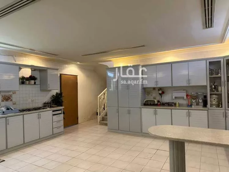 فيلا للبيع في شارع الطيف, حي الفلاح, مدينة الرياض, منطقة الرياض 7