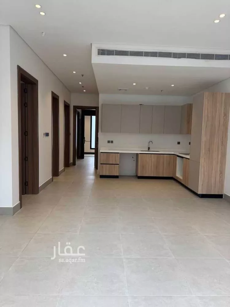 شقة للإيجار في شارع الامير عبدالعزيز ابن فهد ابن عبدالعزيز, حي الحزام الذهبي, مدينة الخبر, المنطقة الشرقية صورة 2