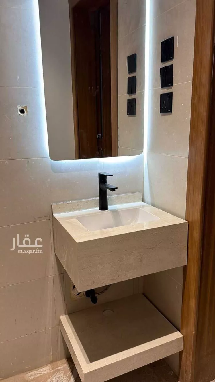 شقة للإيجار في شارع حسن عبدالله حسن الشهري, حي الغدير, مدينة أبها, منطقة عسير صورة 4