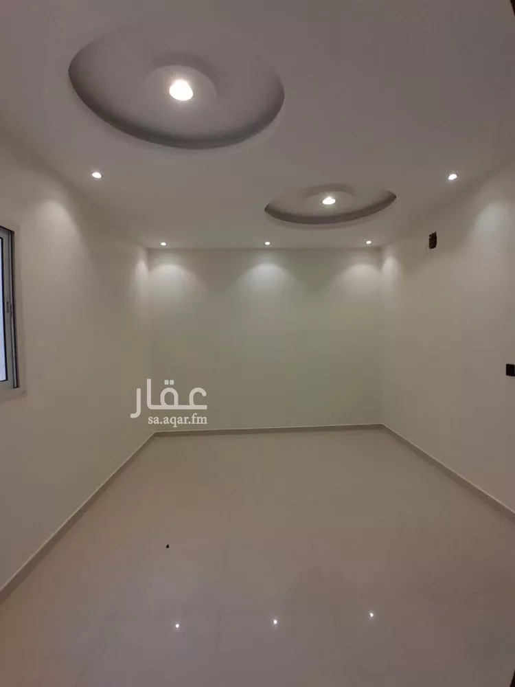 فيلا للبيع في شارع أبي الطيب, حي الرمال, مدينة الرياض, منطقة الرياض صورة 5