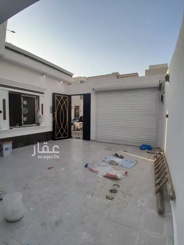 فيلا للبيع في شارع أبي الطيب, حي الرمال, مدينة الرياض, منطقة الرياض
