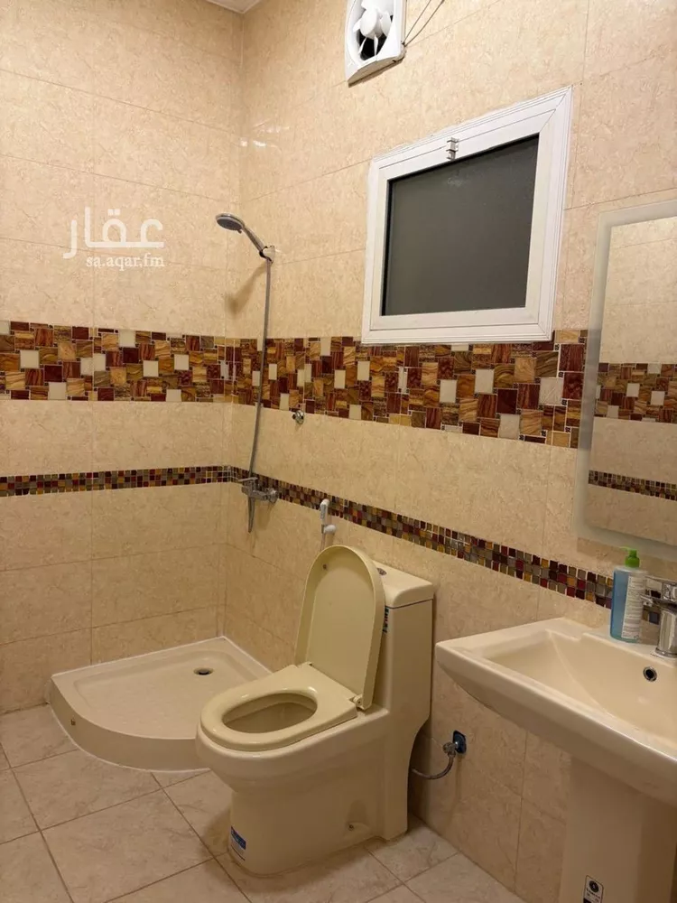 شقة للإيجار في شارع مرثد بن الصلت, حي العزيزية, مدينة المدينة المنورة, منطقة المدينة المنورة صورة 3