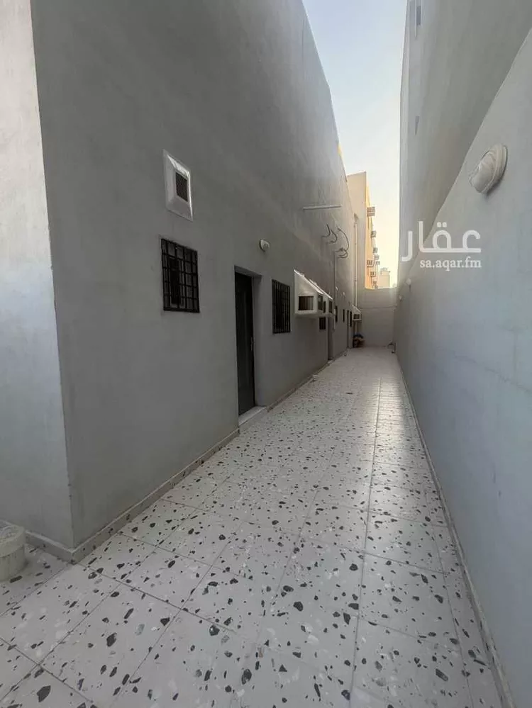 محل للإيجار في شارع مسلم, حي السلام, مدينة المدينة المنورة, منطقة المدينة المنورة 13