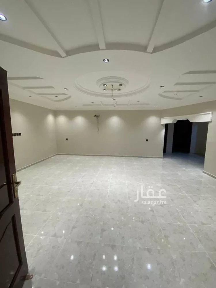 عمارة للبيع في شارع ابن ابي بصير, حي سكة الحديد, مدينة المدينة المنورة, منطقة المدينة المنورة صورة 4