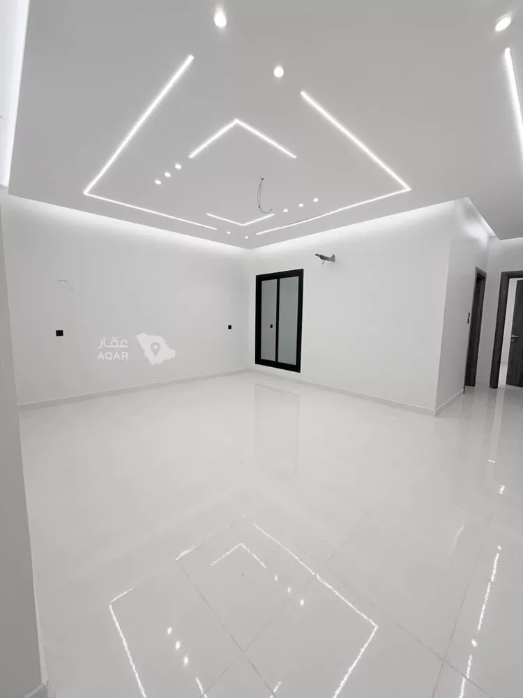 Floor for Sale in Medina Warqan 11