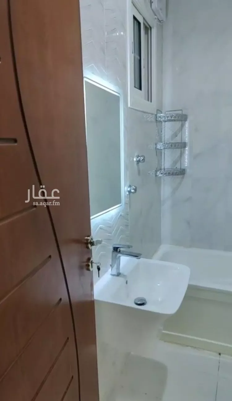 شقة للإيجار في شارع محمد بن يحيى بن يشري, حي السكب, مدينة المدينه المنوره, منطقة المدينة المنورة صورة 5