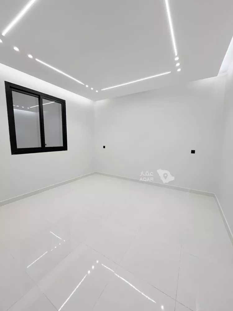Floor for Sale in Medina Warqan 2