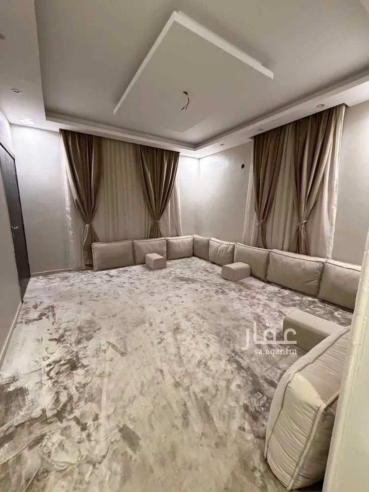 فيلا للإيجار في شارع محمد الكوفي, حي الرانوناء, مدينة المدينة المنورة, منطقة المدينة المنورة صورة 3