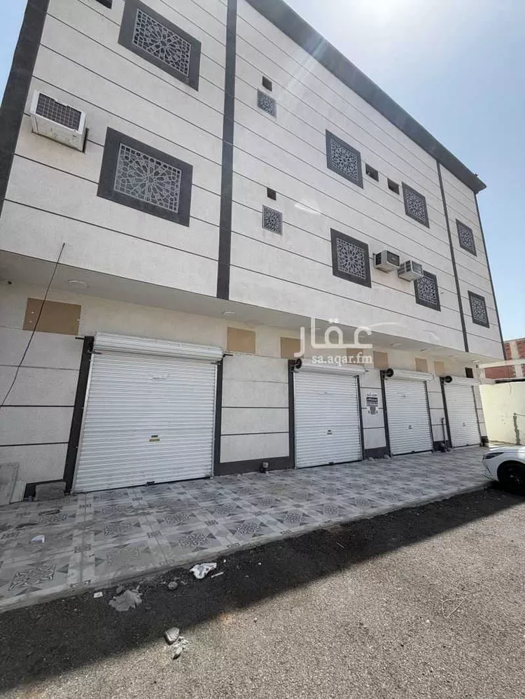 Shop for Rent in Medina Alaaziziyah صورة 3