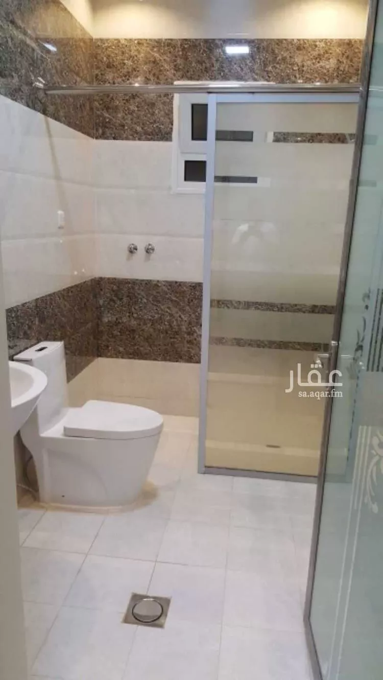 شقة للإيجار في شارع المركز, حي الحمراء الأول, مدينة الاحساء, المنطقة الشرقية صورة 5