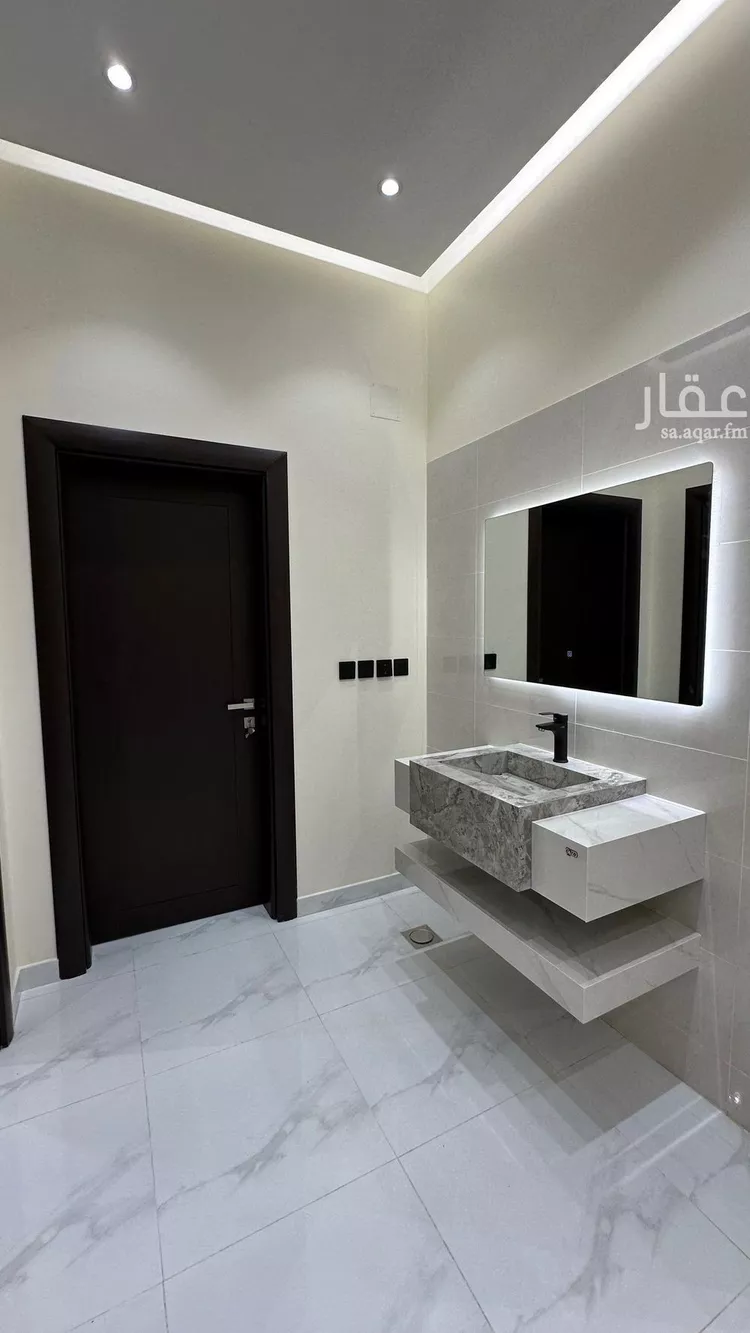 فيلا للبيع في شارع عثمان الصدفي, حي المصيف, مدينة عنيزة, منطقة القصيم 25