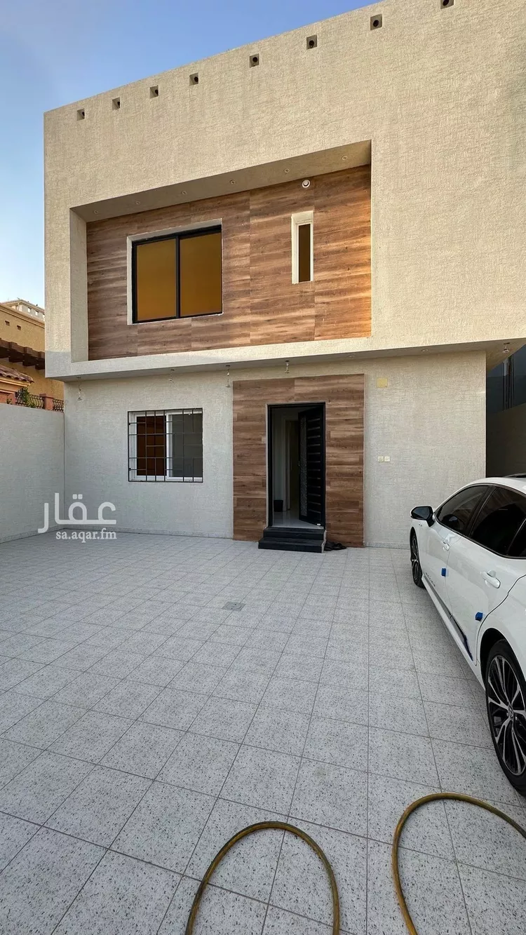 فيلا للإيجار في شارع عبادة بن الصامت, حي المروج, مدينة عنيزة, منطقة القصيم صورة 2