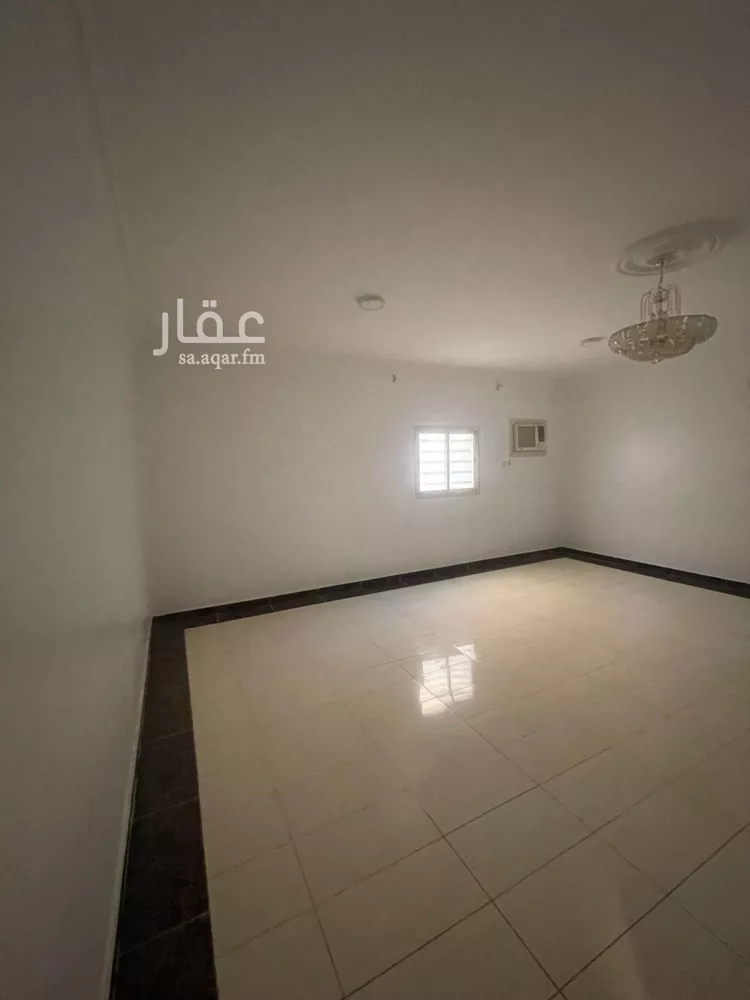 شقة للإيجار في شارع محمد بن كثير, حي المصيف, مدينة عنيزة, منطقة القصيم صورة 2