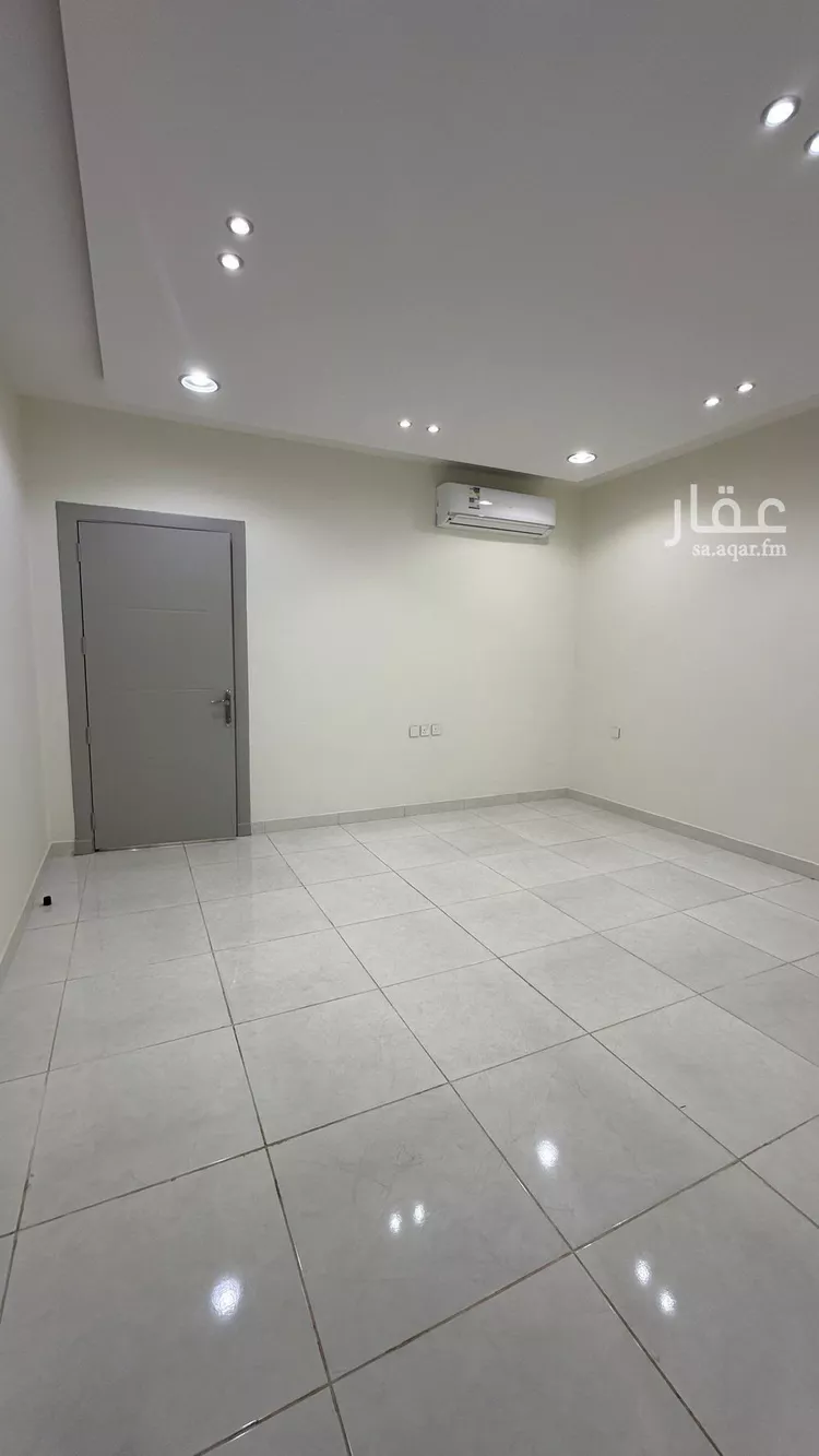 فيلا للإيجار في شارع عبدالعزيز محمد الدامغ, حي الوهلان, مدينة عنيزة, منطقة القصيم 6