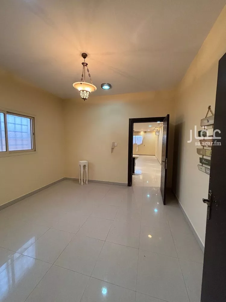 فيلا للإيجار في شارع إسماعيل بن مسلم, حي الفاخرية, مدينة عنيزة, منطقة القصيم صورة 5