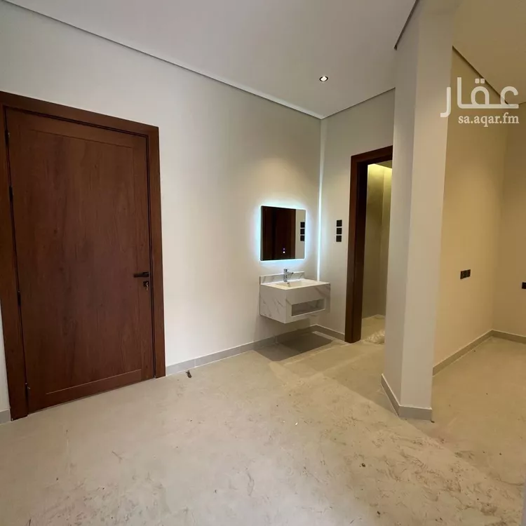 شقة للإيجار في شارع عبد الله المحجوب, حي الخالدية, مدينة عنيزة, منطقة القصيم صورة 4