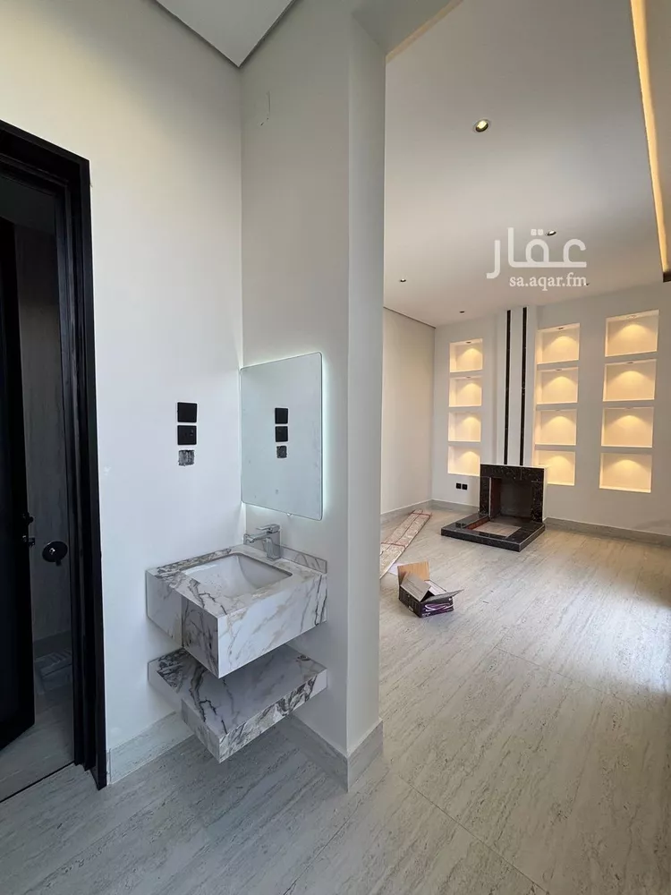 فيلا للبيع في شارع عايد بن دغيم بن عوض الحربي, حي الملك فهد, مدينة عنيزة, منطقة القصيم صورة 4