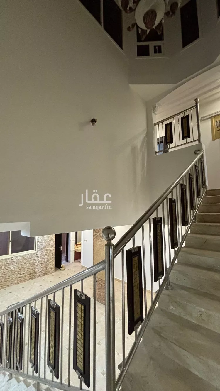 فيلا للبيع في شارع تركي العتيبي, حي الأشرفية, مدينة عنيزه, منطقة القصيم صورة 4