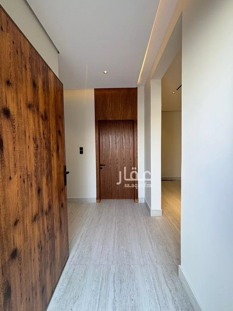 فيلا للبيع في شارع عايد بن دغيم بن عوض الحربي, حي الملك فهد, مدينة عنيزة, منطقة القصيم صورة 5