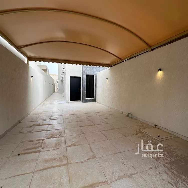 شقة للإيجار في شارع عبد الله المحجوب, حي الخالدية, مدينة عنيزة, منطقة القصيم صورة 3