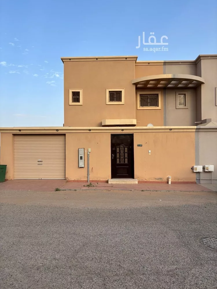 فيلا للإيجار في شارع إسماعيل بن مسلم, حي الفاخرية, مدينة عنيزة, منطقة القصيم