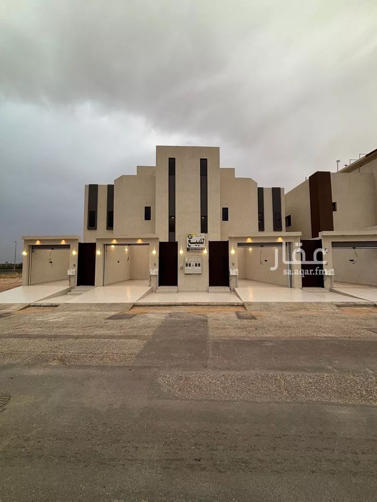 شقة للبيع في شارع خليفة بن خياط, حي الوهلان, مدينة عنيزة, منطقة القصيم