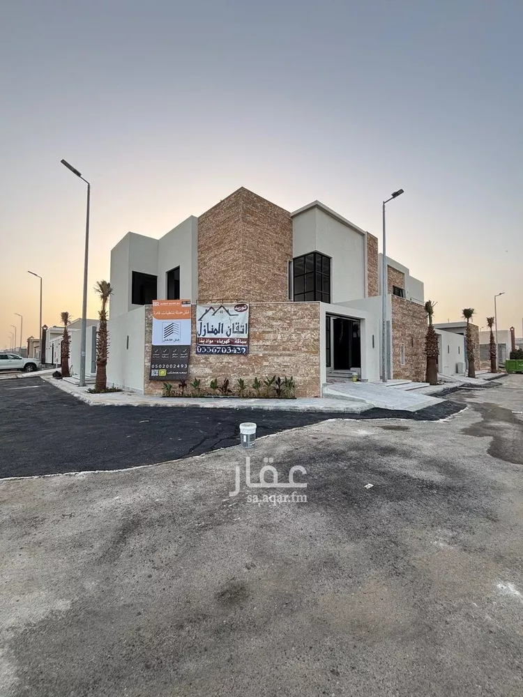 فيلا للبيع في شارع محمد بن سليمان الحمدان, حي الملك فهد, مدينة عنيزة, منطقة القصيم صورة 5