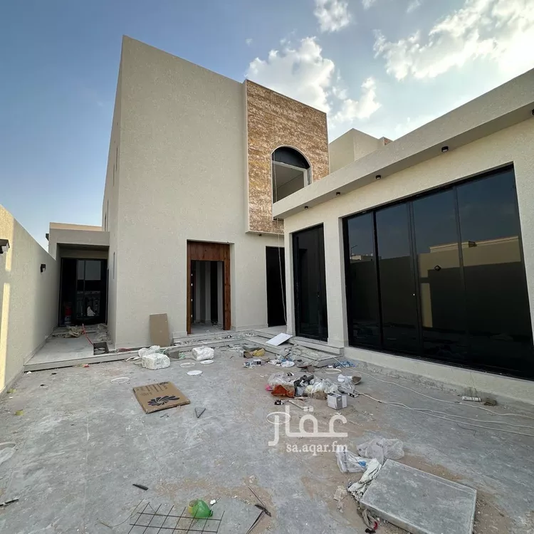 فيلا للبيع في شارع عايد بن دغيم بن عوض الحربي, حي الملك فهد, مدينة عنيزة, منطقة القصيم