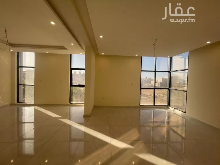 فيلا للإيجار في شارع ناصر العمري, حي الزمرد, مدينة جدة, منطقة مكة المكرمة صورة 4