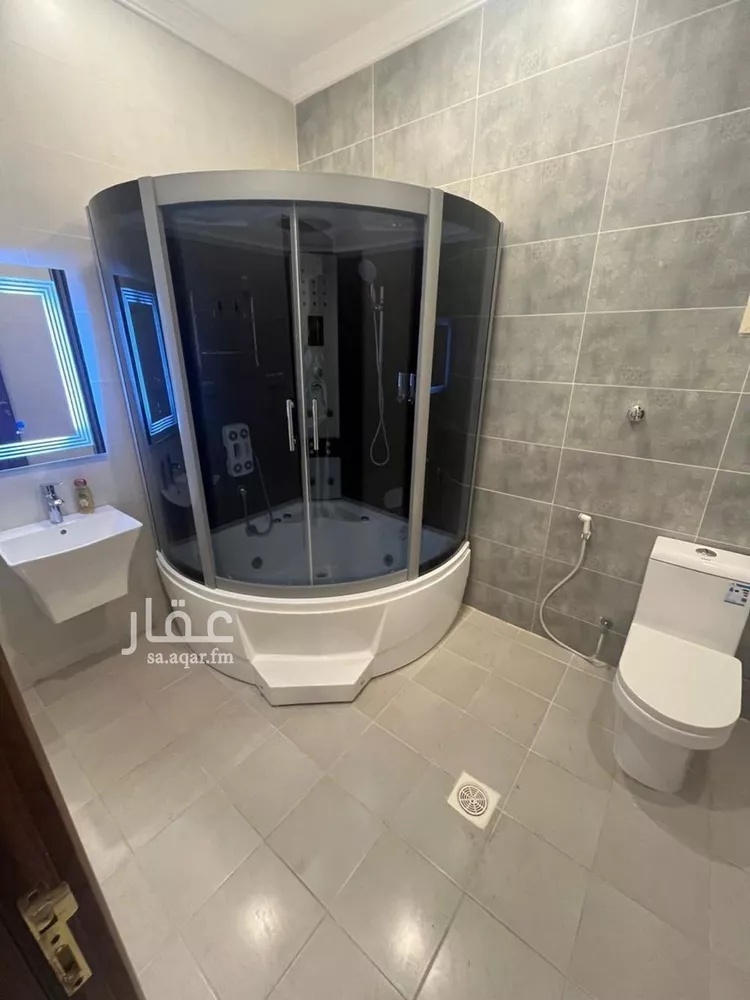 فيلا للإيجار في شارع ناصر العمري, حي الزمرد, مدينة جدة, منطقة مكة المكرمة صورة 4