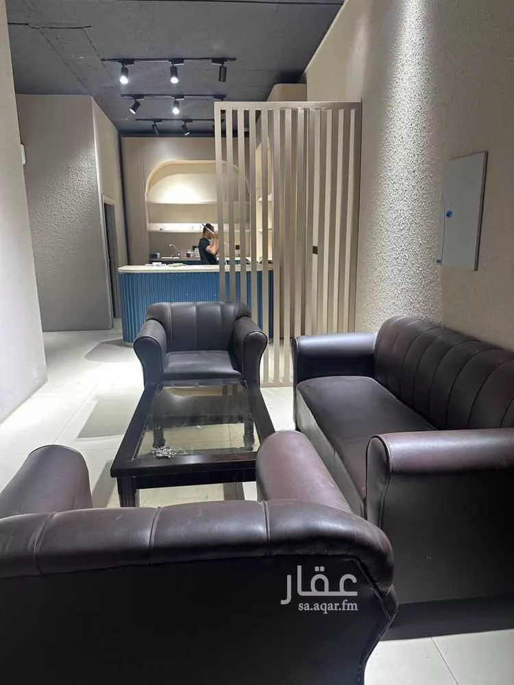 محل للإيجار في شارع الحارث بن زهرة ، حي طيبة ، جدة ، جدة