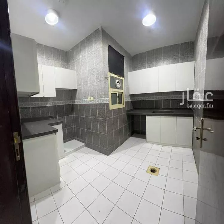 شقة للإيجار في شارع سويد بن زيد, حي الجرادية, مدينة الرياض, منطقة الرياض صورة 5