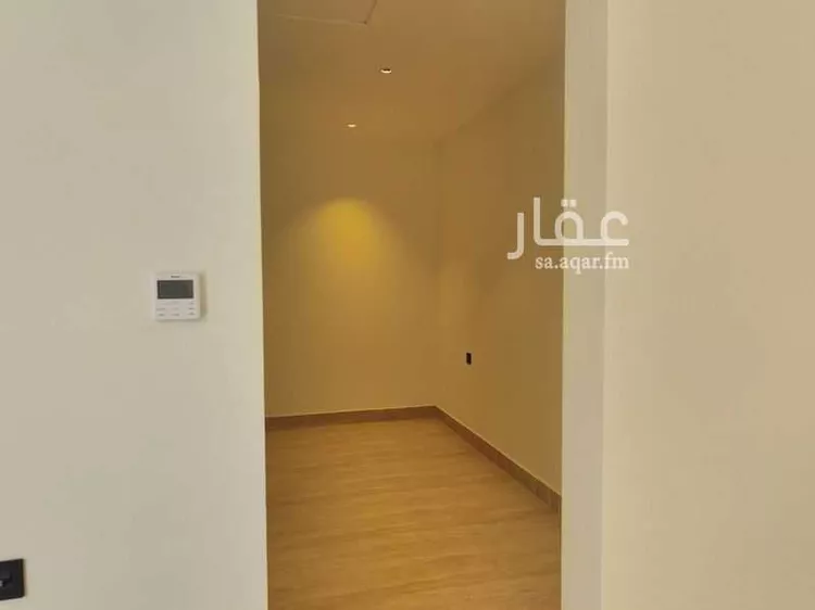 فيلا للبيع في شارع أحمد الحفظي, حي المروج, مدينة الرياض, منطقة الرياض 11