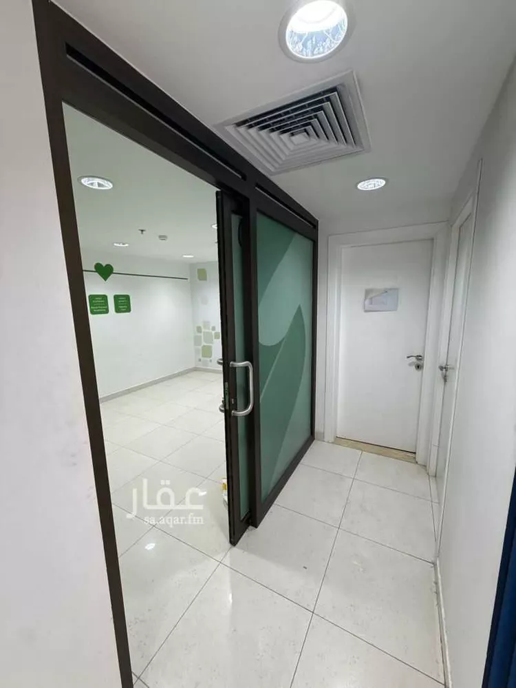 محل للإيجار في شارع ابي بكر الصديق الفرعي, حي النفل, مدينة الرياض, منطقة الرياض صورة 5