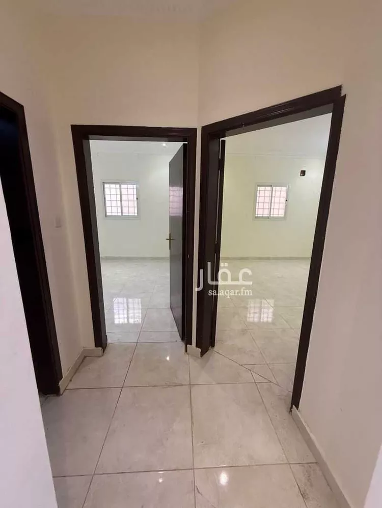 دور للإيجار في شارع الامام احمد بن حنبل, حي ظهرة العودة شرق, مدينة امارة منطقة الرياض - الدرعيه, منطقة الرياض صورة 3