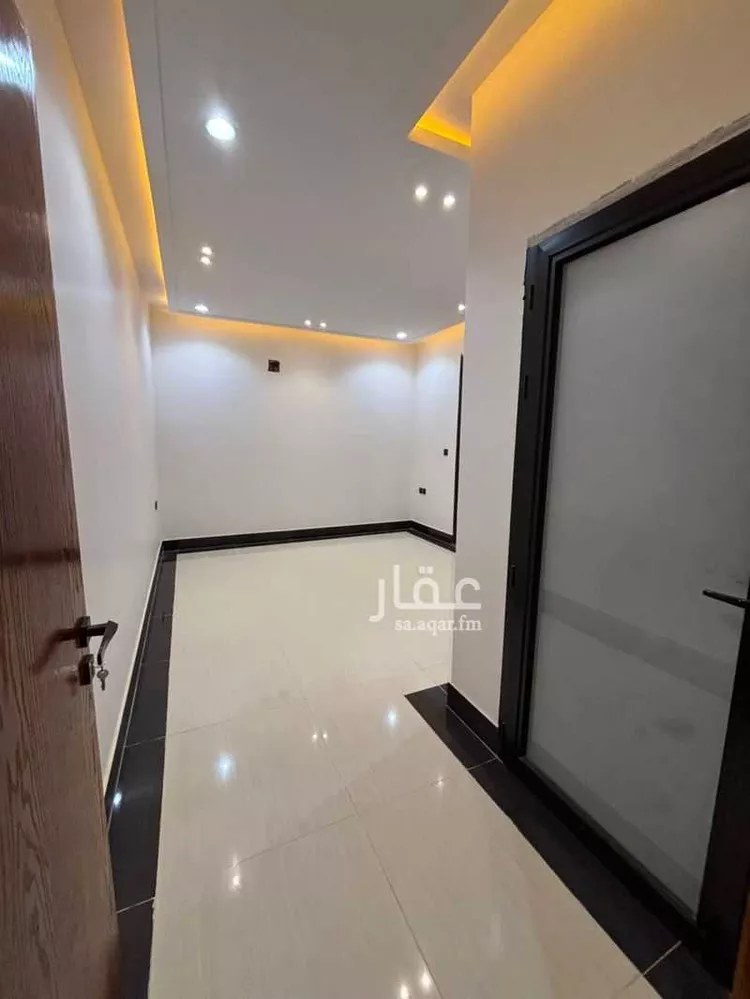 فيلا للبيع في شارع الظهير علي بن محمود, حي الرمال, مدينة الرياض, منطقة الرياض 10
