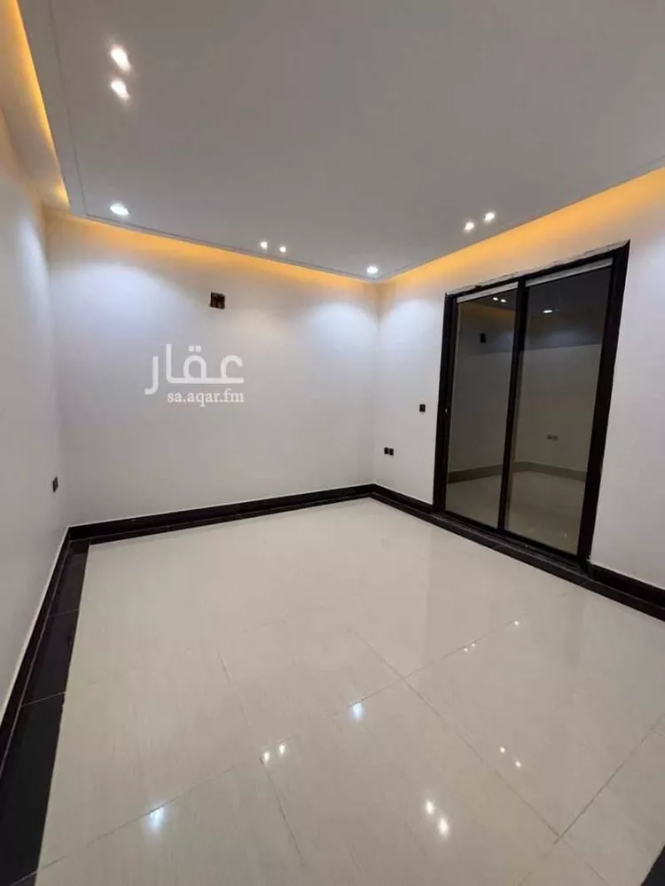 فيلا للبيع في شارع الظهير علي بن محمود, حي الرمال, مدينة الرياض, منطقة الرياض 14