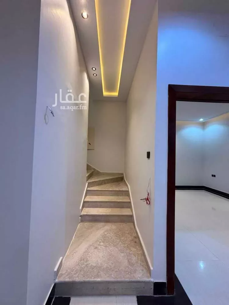 فيلا للبيع في شارع الظهير علي بن محمود, حي الرمال, مدينة الرياض, منطقة الرياض 11