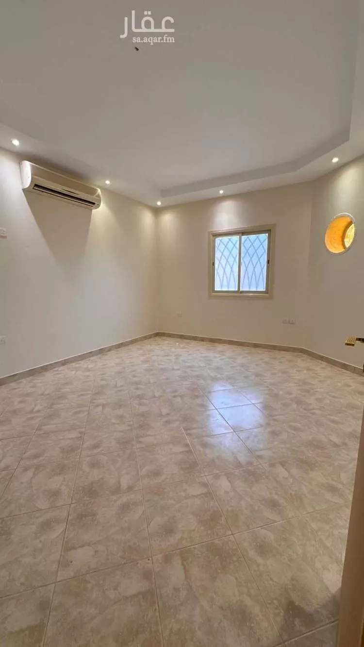 فيلا للإيجار في شارع عمان, حي العاصمة, مدينة الدرعية, منطقة الرياض صورة 2