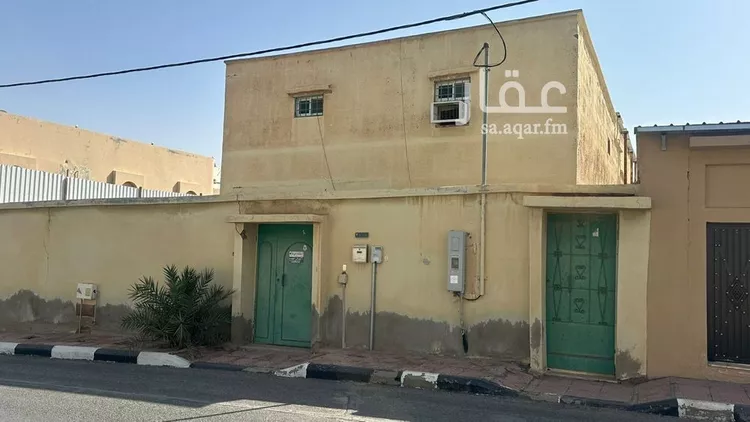 عمارة للبيع في شارع الجربوع, حي الديرة, مدينة البكيرية, منطقة القصيم صورة 2