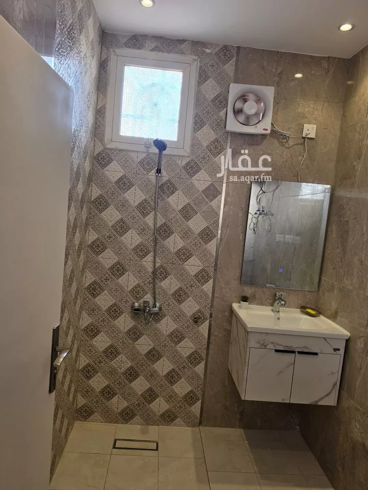 مزرعة للبيع في شارع, حي مزارع عنز, مدينة مزارع عنز, منطقة القصيم 12