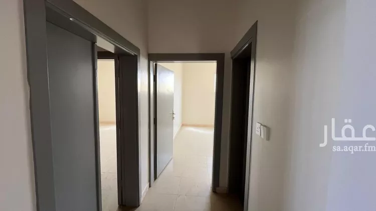 عمارة للبيع في شارع الديرة 10, حي الديرة, مدينة البكيرية, منطقة القصيم صورة 3
