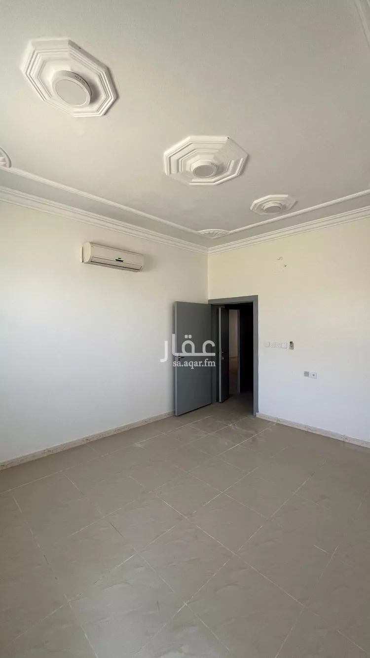 عمارة للبيع في شارع الديرة 10, حي الديرة, مدينة البكيرية, منطقة القصيم صورة 4