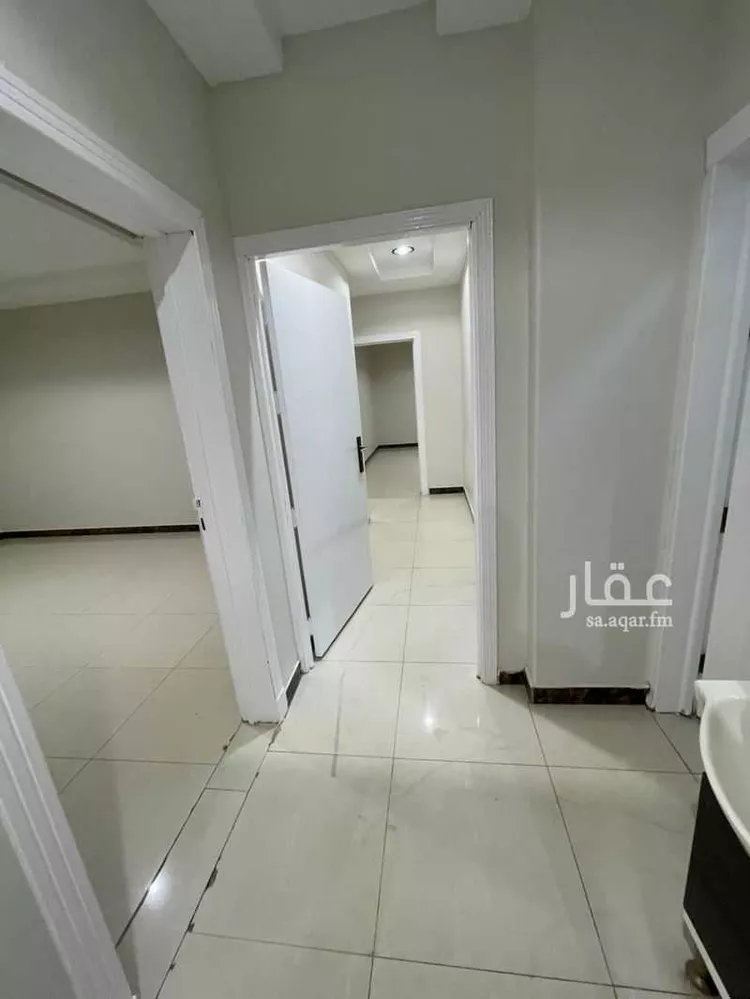 شقة للإيجار في شارع الأقصر, حي ظهرة لبن, مدينة الرياض, منطقة الرياض