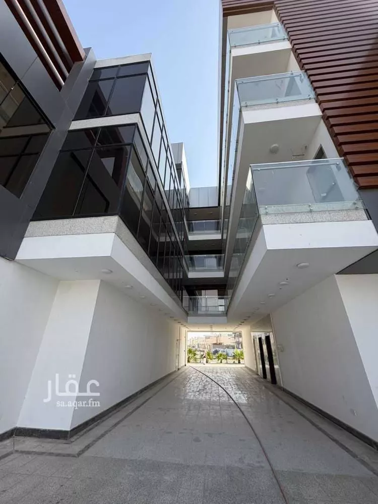Complex for sale in Medina Hathm 7